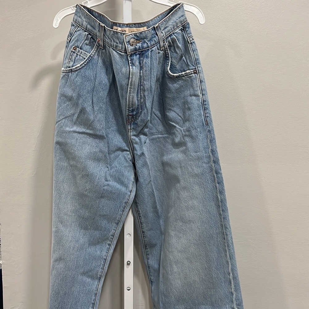 GRLFRND Chloe High Rise Pleated Wide Leg Jeans in Sawtelle Size 23 - Picture 3 of 10